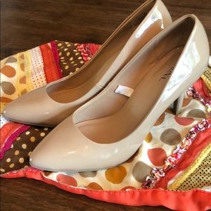 Beige pumps